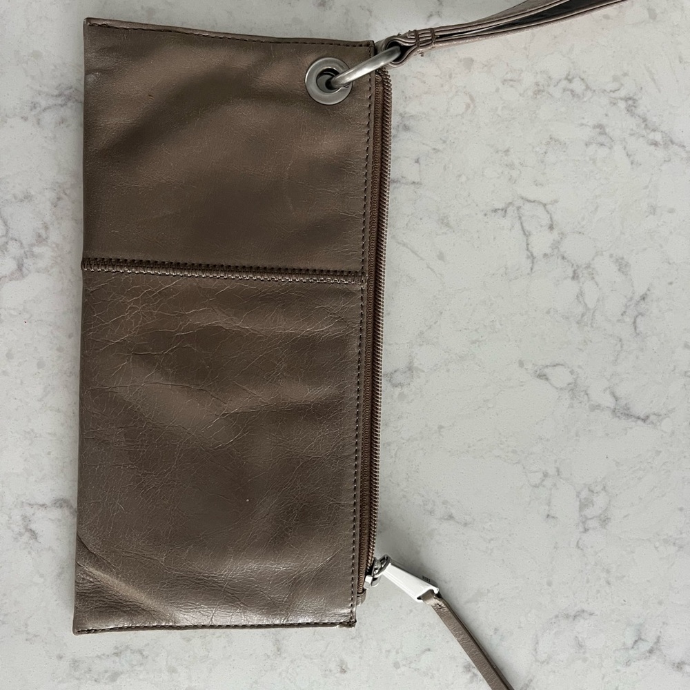 Elegant Brown Leather Women’s Clutch